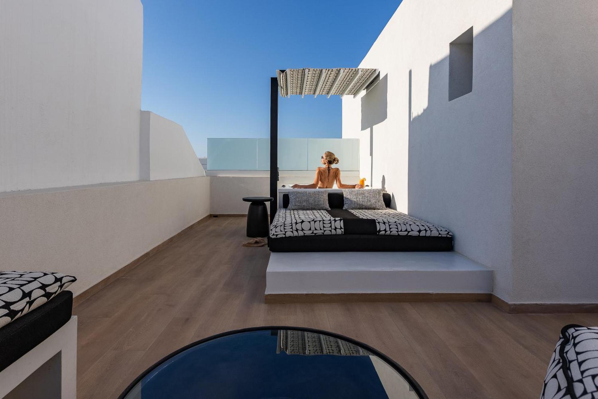 Santo Mangata Boutique Hotel Perissa  Room photo