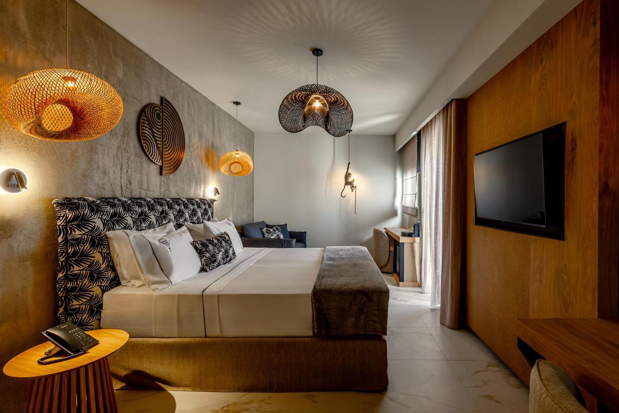 Santo Mangata Boutique Hotel Perissa  Room photo