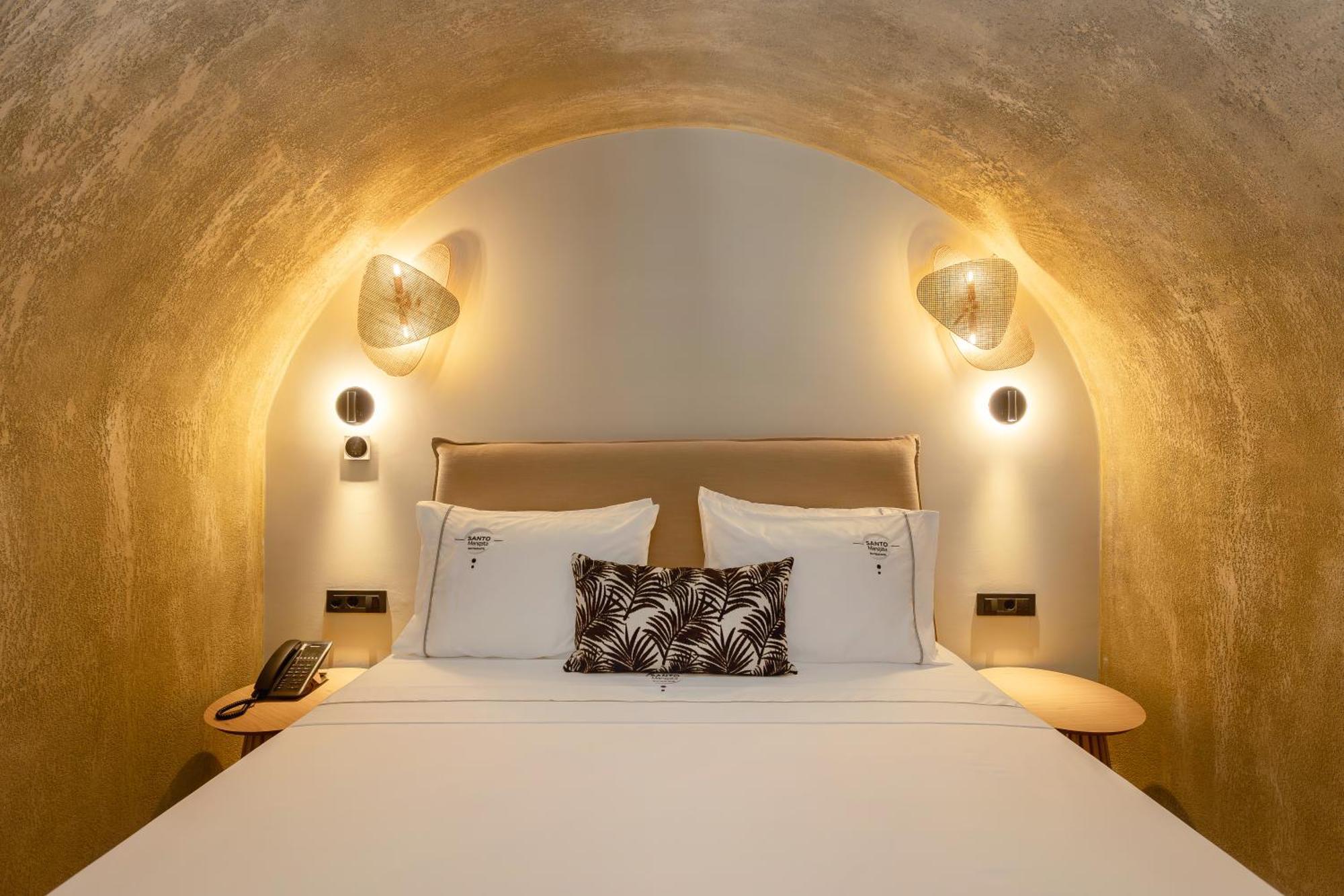 Santo Mangata Boutique Hotel Perissa  Room photo