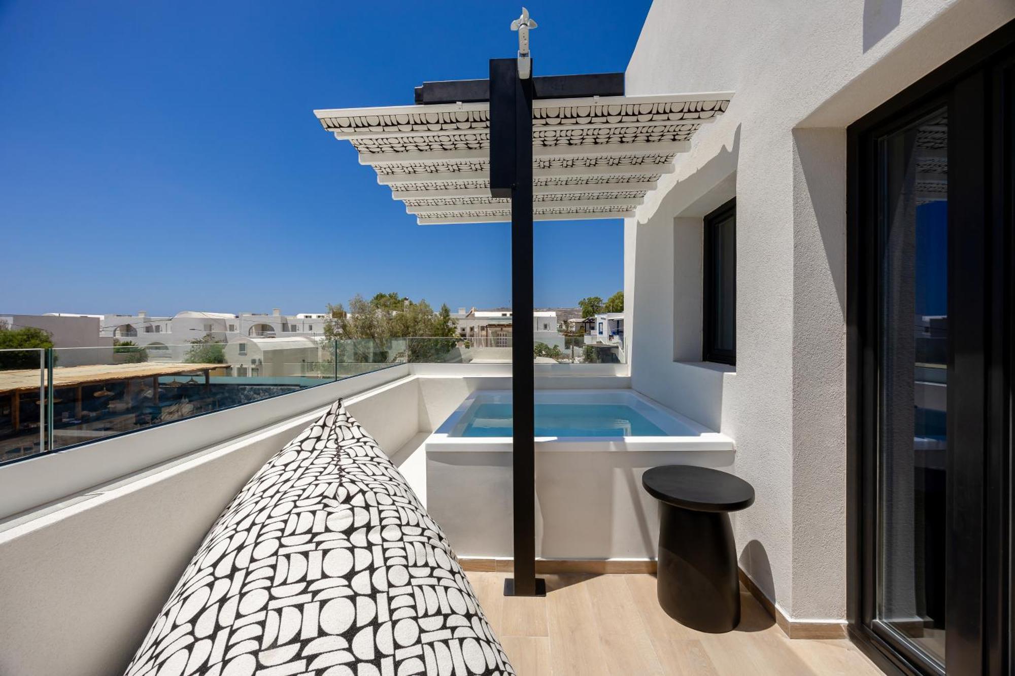 Santo Mangata Boutique Hotel Perissa  Room photo