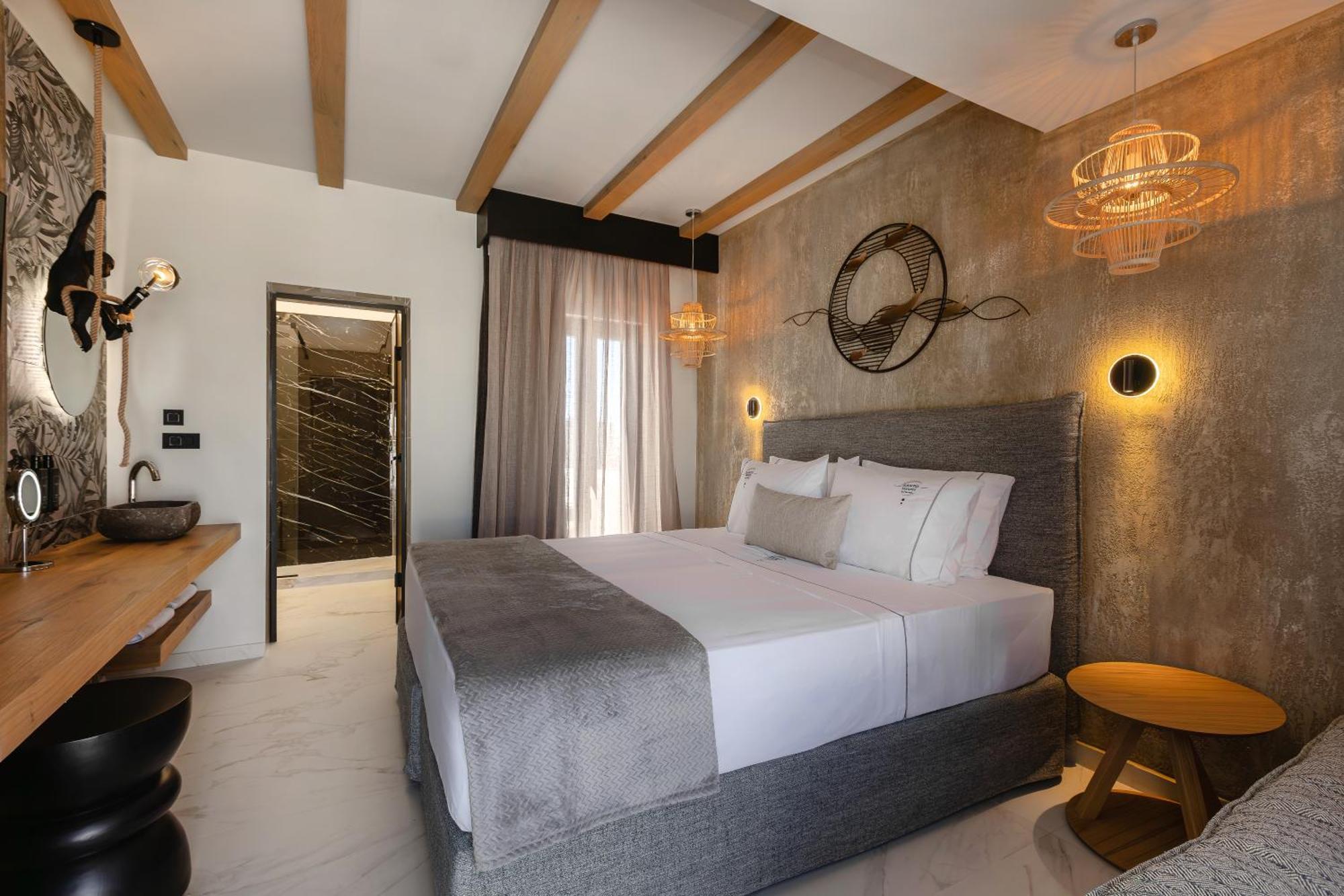 Santo Mangata Boutique Hotel Perissa  Room photo